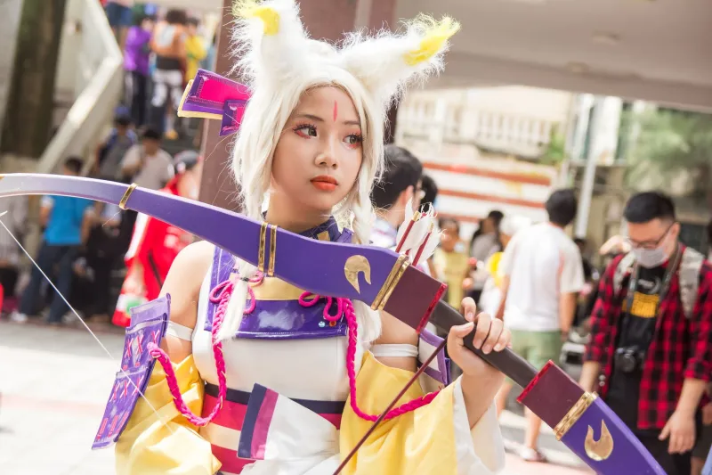 Convention Floor to Crypto Floor: How Anime Event Season Manufactures Bubbles — and How to Get Out Before They Pop